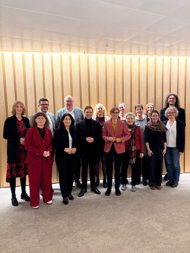 Politik trifft Hebammenverband BW