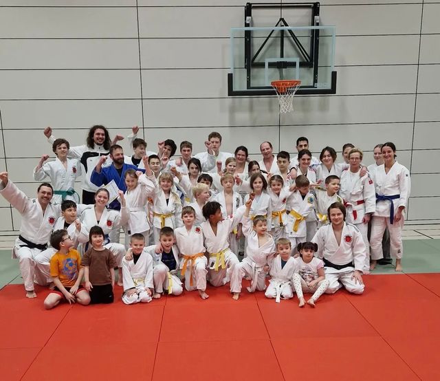 Intensive Einblicke beim Kinder- und Jugendtraining des Budo-Club Hikari e.V.